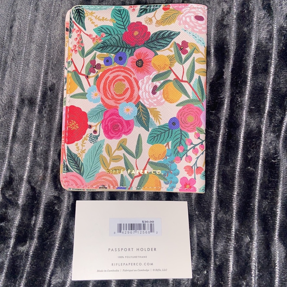 Garden Party Floral Passport Holder - Rifle Paper Co. - Picture 5 of 5